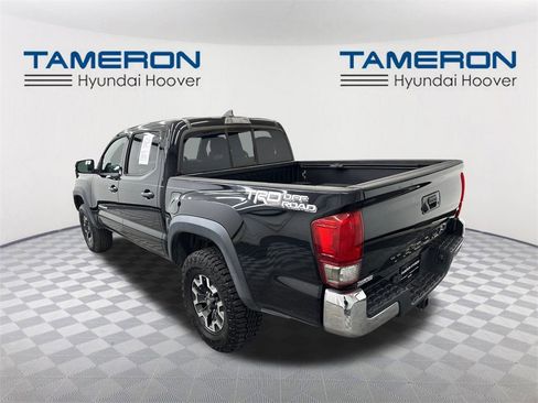 Used 2016 Toyota Tacoma TRD Off-Road w/ Towing Package image 3