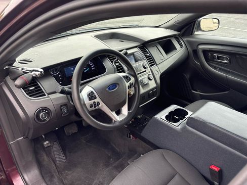 Used 2018 Ford Taurus Police Interceptor AWD image 11