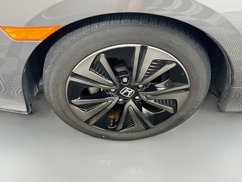 Used 2018 Honda Civic EX-L image 13