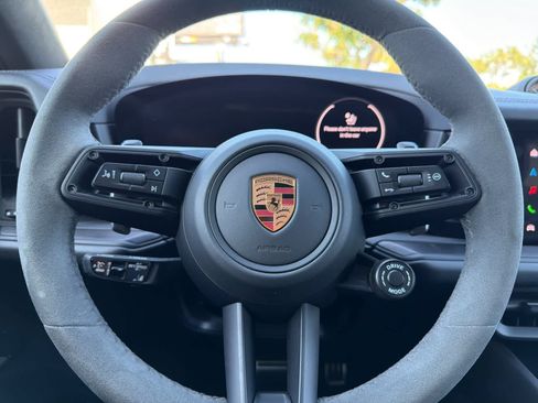 Certified 2026 Porsche Cayenne GTS AWD/4WD image 27