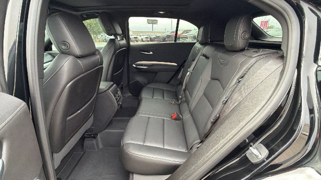 Used 2021 Cadillac XT4 Premium Luxury w/ Cold Weather Package FWD image 26