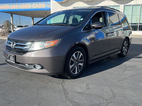 Used 2016 Honda Odyssey Touring image 5