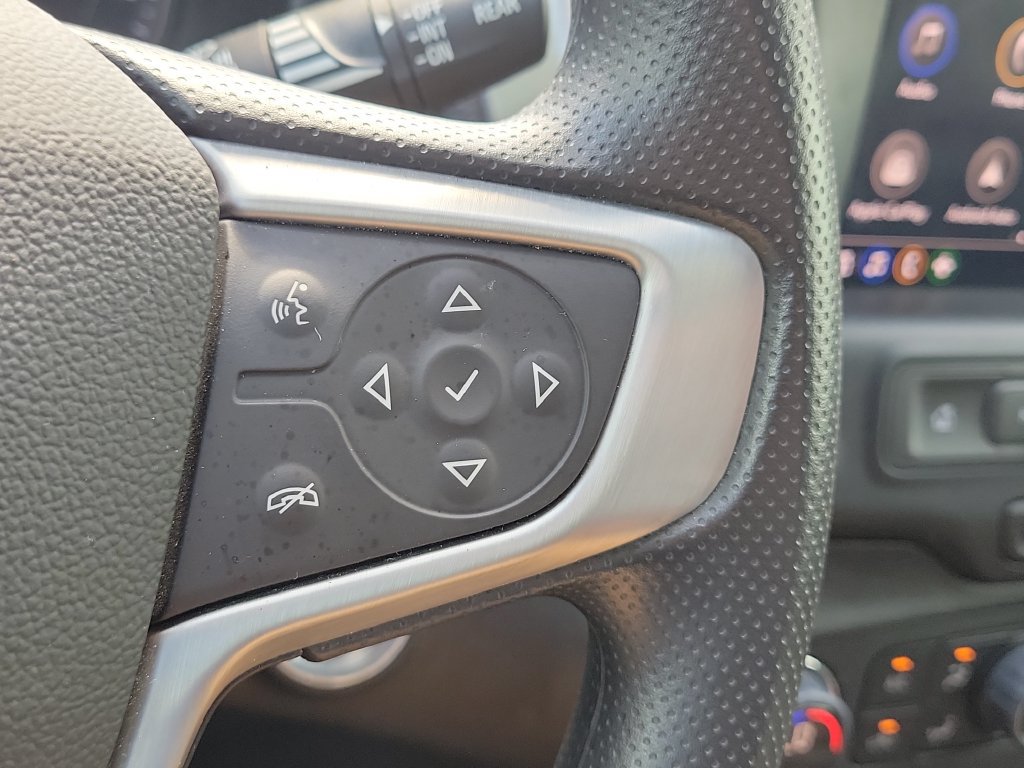 Used 2024 GMC Terrain SLE w/ Driver Convenience Package FWD image 10