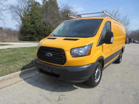 Used 2017 Ford Transit 250 130 Low Roof image 24
