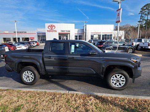 New 2026 Toyota Tacoma SR5 image 5