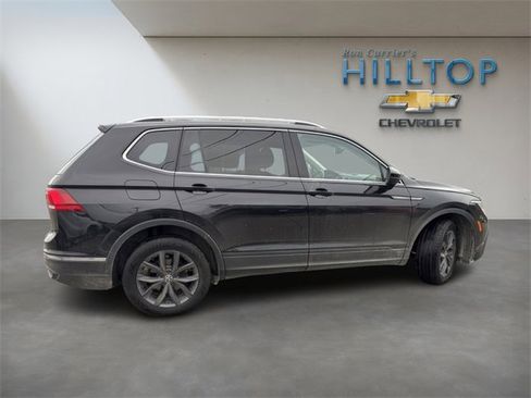 Used 2022 Volkswagen Tiguan SE image 5