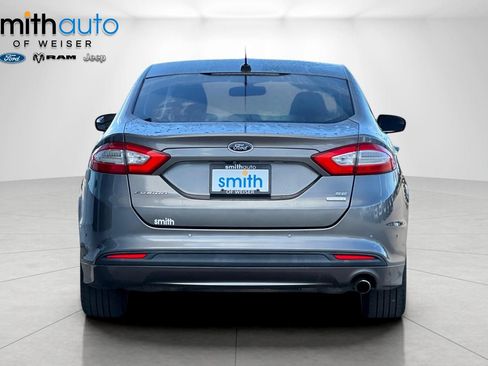 Used 2013 Ford Fusion SE FWD image 5