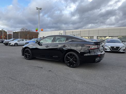Used 2019 Nissan Maxima SR w/ Premium Package image 7