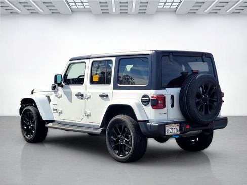 Used 2023 Jeep Wrangler Unlimited Sahara AWD/4WD image 6