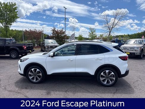 Used 2024 Ford Escape Platinum AWD/4WD image 10