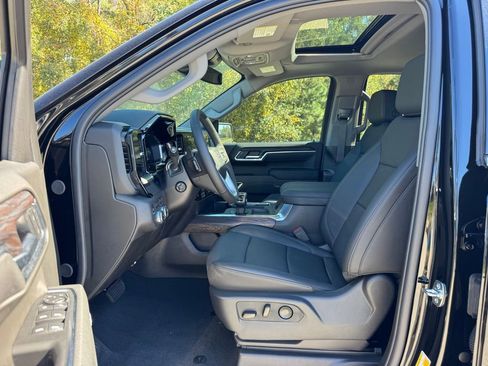 New 2026 GMC Sierra 1500 SLT w/ SLT Premium Package image 20