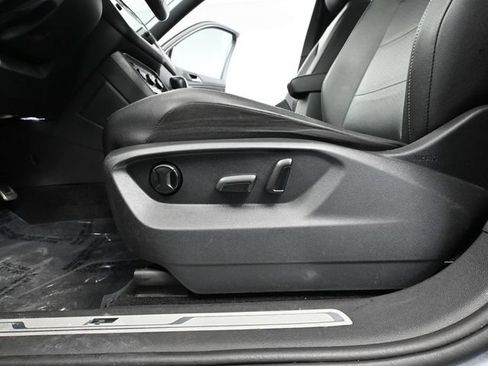Used 2019 Volkswagen Tiguan SEL Premium R-Line FWD image 20