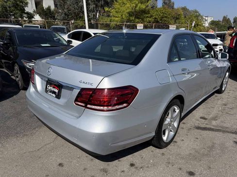 Used 2014 Mercedes-Benz E 350 4MATIC Sedan image 6