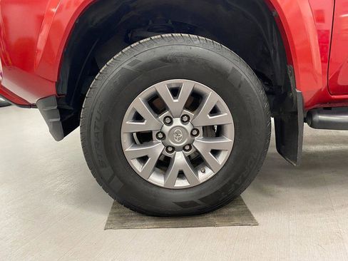 Used 2019 Toyota Tacoma SR5 image 26
