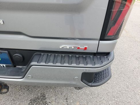 Certified 2025 GMC Sierra 2500 AT4 w/ AT4 Premium Plus Package AWD/4WD image 5