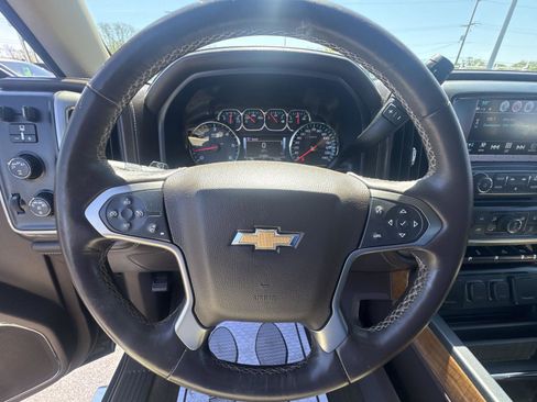 Used 2018 Chevrolet Silverado 1500 LTZ w/ Sport Package AWD/4WD image 22