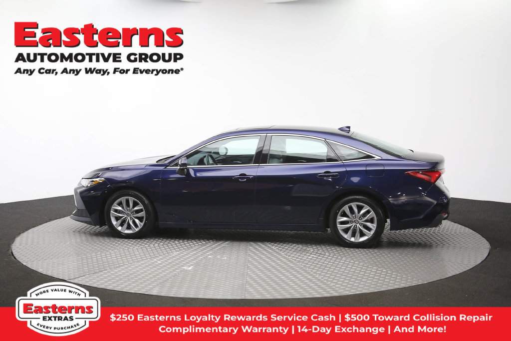 Used 2022 Toyota Avalon XLE w/ Moonroof Package FWD image 63