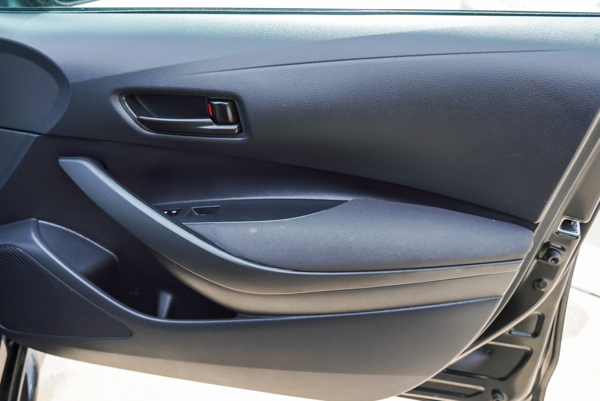 Used 2025 Toyota Corolla LE FWD image 26
