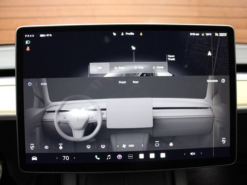 Used 2022 Tesla Model Y Long Range image 26