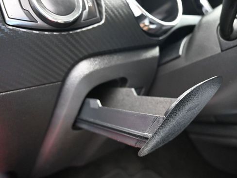 Used 2017 Ford Mustang Coupe image 27