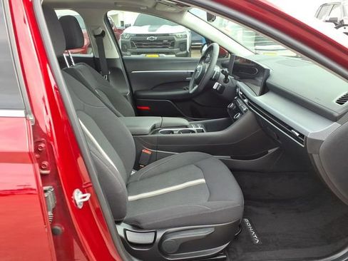 Used 2024 Hyundai Sonata SEL w/ Convenience Package image 17