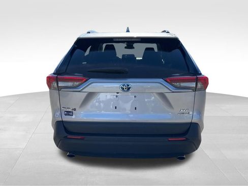 Used 2024 Toyota RAV4 XLE image 4