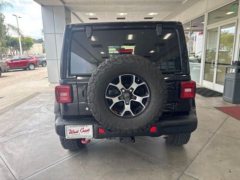 Used 2018 Jeep Wrangler Unlimited Rubicon AWD/4WD image 7