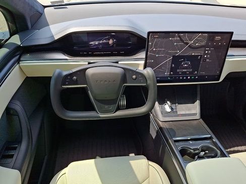Used 2022 Tesla Model X Plaid AWD/4WD image 13