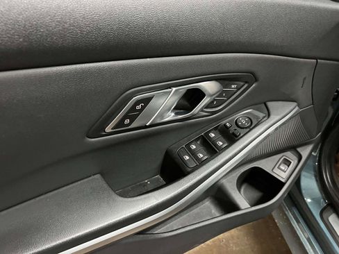 Used 2019 BMW 330i xDrive Sedan w/ Premium Package image 14