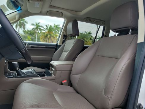 Used 2022 Lexus GX 460 Premium image 22