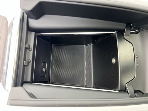 New 2026 BMW X5 xDrive50e w/ Executive Package image 21