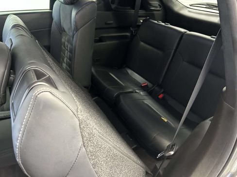 Used 2023 Mitsubishi Outlander SE FWD image 14