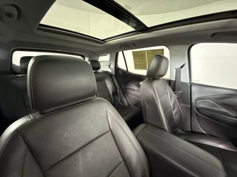 Used 2021 GMC Terrain SLT w/ Infotainment Package II image 34