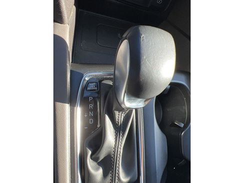 Used 2020 Hyundai Santa Fe SEL image 13