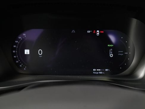 Used 2023 Volvo C40 P8 Recharge Ultimate AWD/4WD image 25