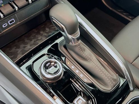 New 2026 GMC Canyon Elevation image 14