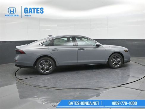 New 2025 Honda Accord EX-L image 3