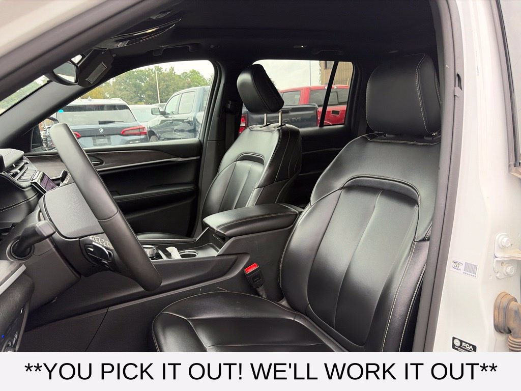 Used 2024 Jeep Grand Cherokee Limited 4xe AWD/4WD image 10