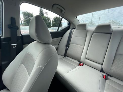 Used 2025 Nissan Altima 2.5 SV image 39