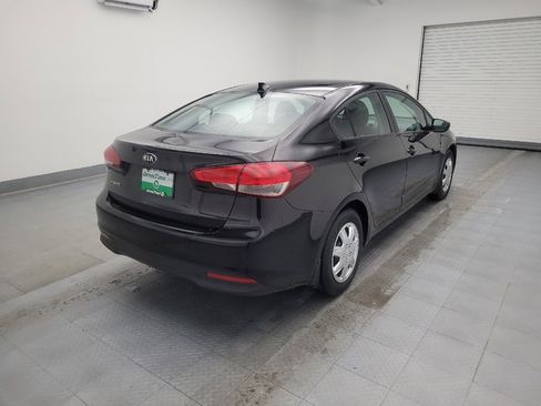 Used 2017 Kia Forte LX image 9