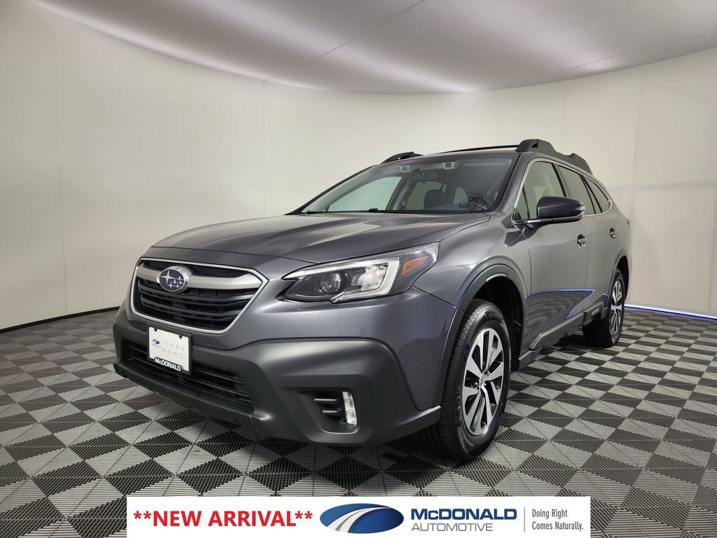 Used 2022 Subaru Outback Premium AWD/4WD image 1