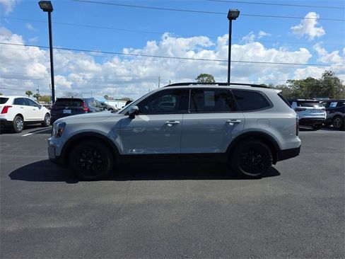 Certified 2024 Kia Telluride SX Prestige X-Pro image 13