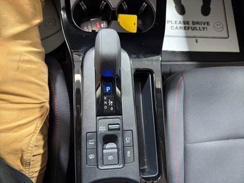 Used 2026 Toyota Prius Plug-In Hybrid FWD image 32