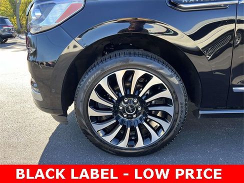 Used 2022 Lincoln Navigator L Black Label image 8
