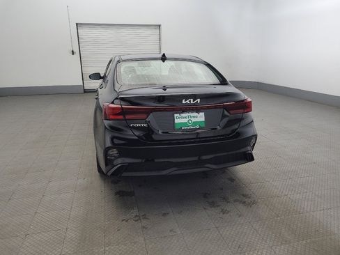 Used 2023 Kia Forte LXS image 6