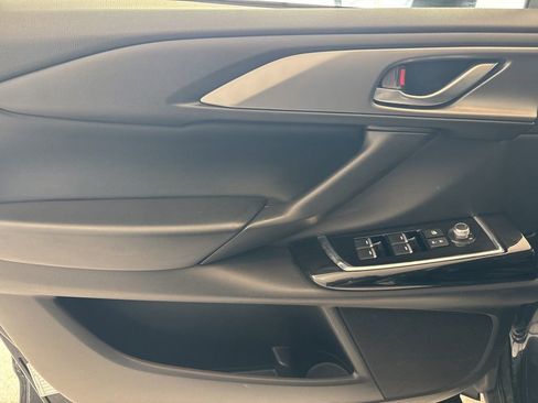 Used 2023 MAZDA CX-9 Touring Plus image 6