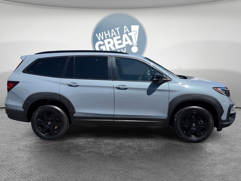 Used 2022 Honda Pilot TrailSport image 2