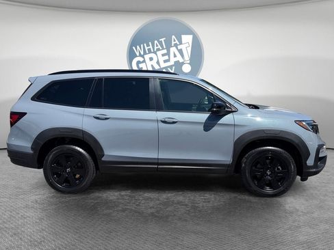 Used 2022 Honda Pilot TrailSport image 2