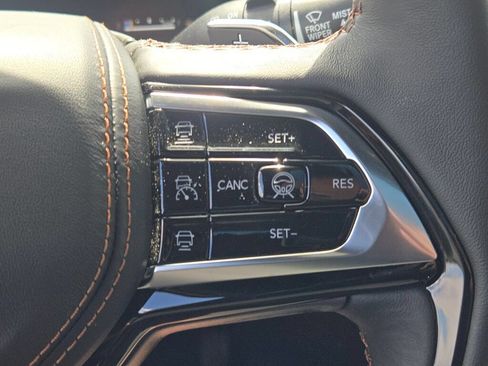 New 2026 Jeep Grand Cherokee L Summit AWD/4WD image 32