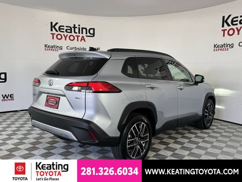 Certified 2026 Toyota Corolla Cross XLE FWD image 6
